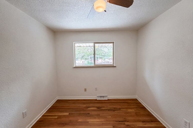 Photo 16 of 22 of 5421 Raritan Way, Denver, CO