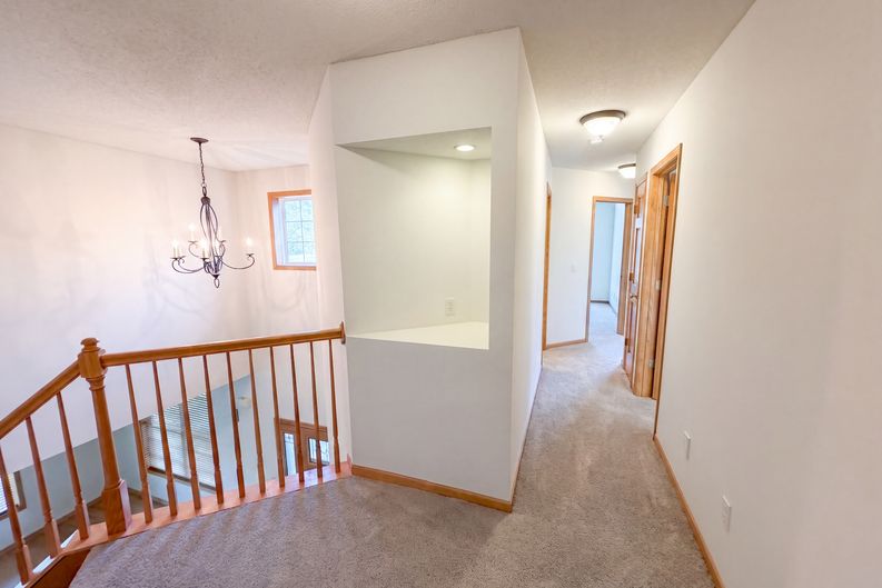 Photo 14 of 36 of 1012 Delano Ct, Stillwater, MN