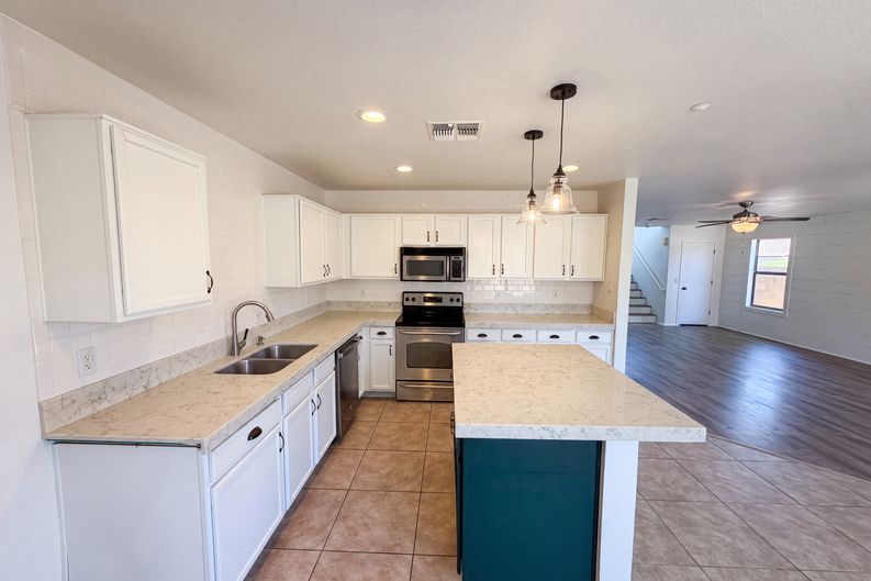 Photo 6 of 27 of 7500 E Deer Valley Rd, Scottsdale, AZ