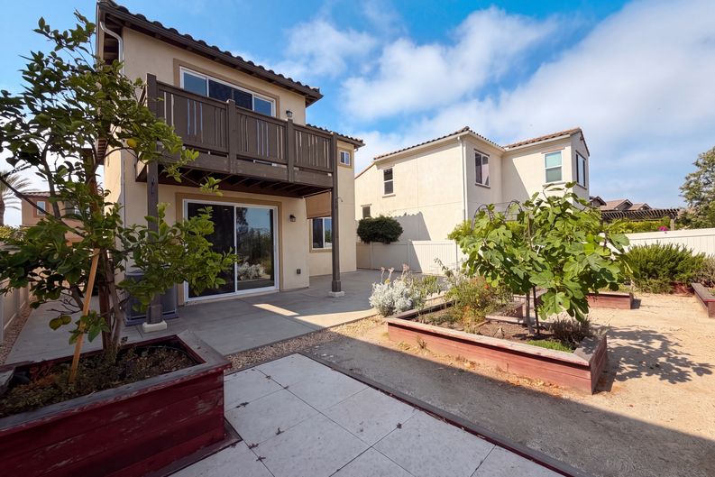 Photo 5 of 33 of 1242 Via Candelas, Oceanside, CA