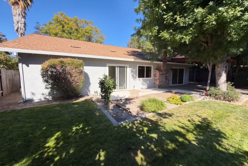 Photo 35 of 36 of 6800 Havenhurst Dr, Sacramento, CA