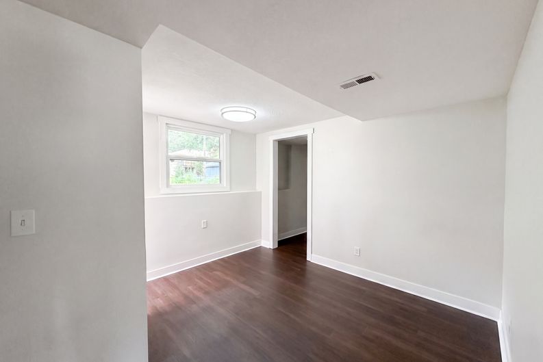 Photo 9 of 21 of 2909 Sagebrush Dr, Lawrence, KS