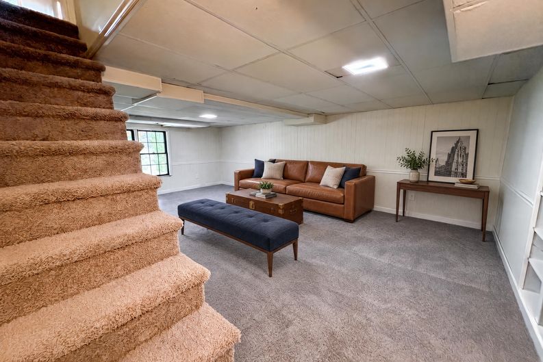 Photo 13 of 17 of 5148 Clearview Dr, Winston Salem, NC