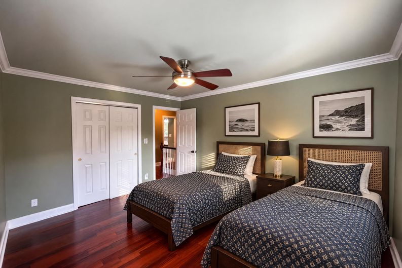 Photo 11 of 30 of 201 Wainsley Pl, Matthews, NC