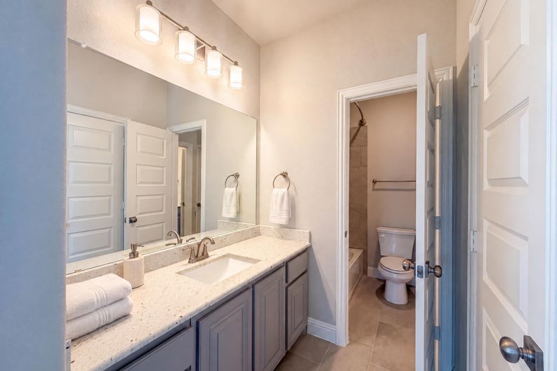 Photo 14 of 46 of 1208 Redbud St, Howe, TX