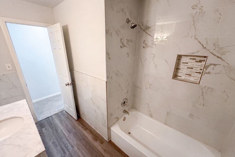 Photo 17 of 20 of 10502 Bessemer St, Houston, TX