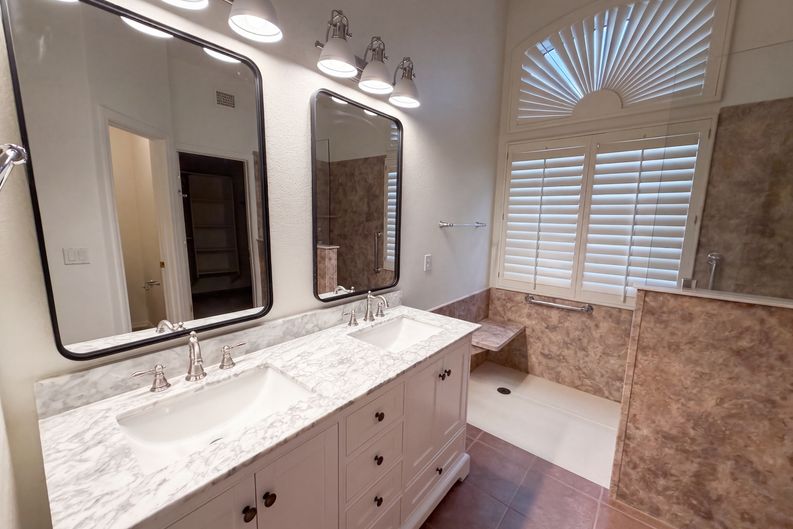 Photo 19 of 27 of 7925 W Harmony Ln, Peoria, AZ