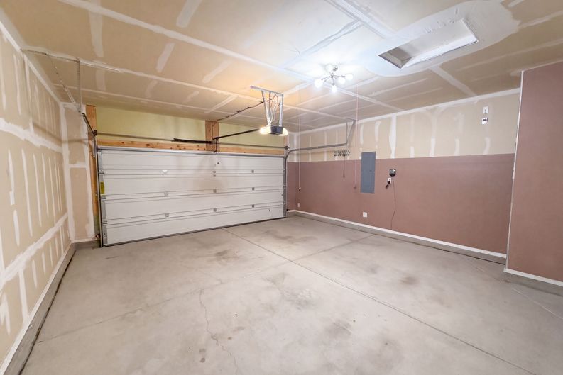 Photo 18 of 24 of 6384 Red Falcon Dr NE, Rio Rancho, NM