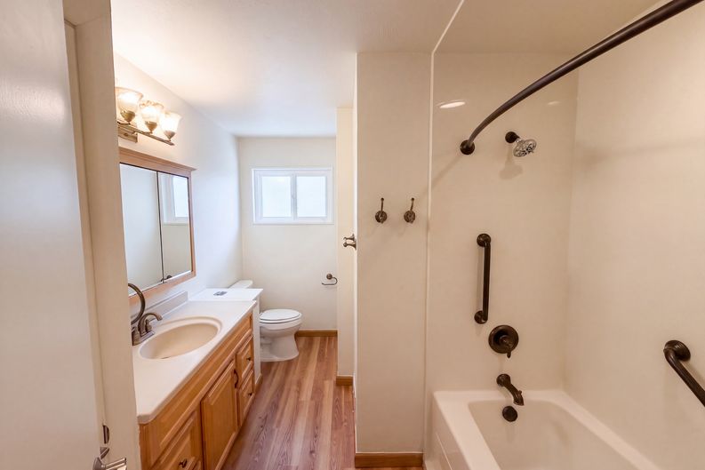 Photo 15 of 29 of 3352 W Aksarben Ave, Littleton, CO