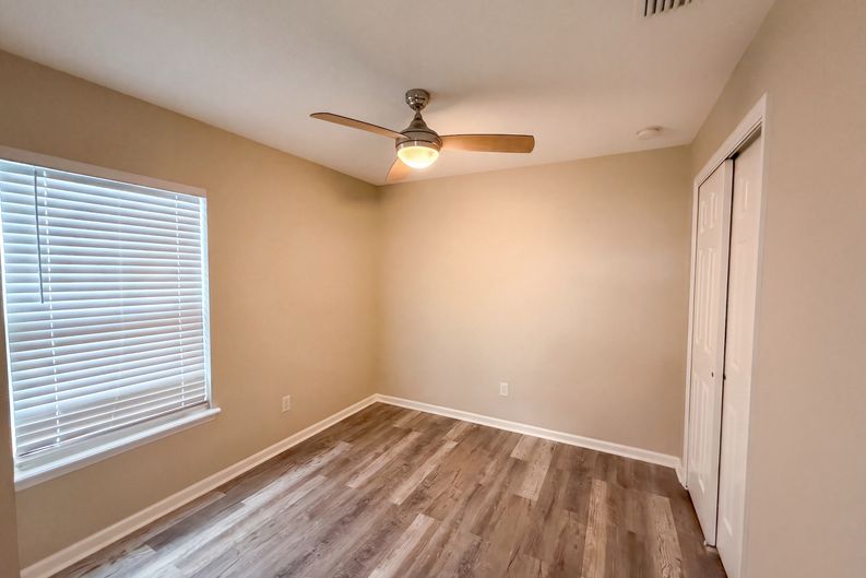 Photo 16 of 36 of 120 Prestwick Grande Dr, Daytona Beach, FL