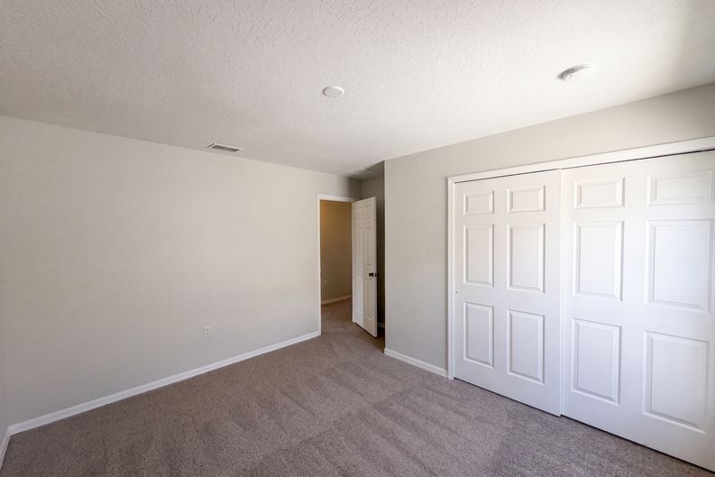 Photo 17 of 40 of 17534 Balmaha Dr, Land O Lakes, FL