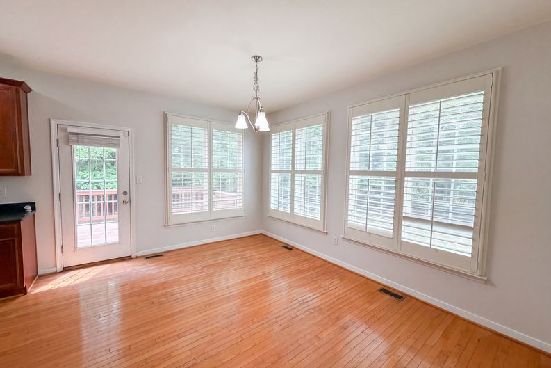 Photo 7 of 26 of 14725 Grand Forest Ct, South Chesterfield, VA
