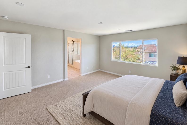 Photo 5 of 21 of 31585 Chamise Ln, Murrieta, CA