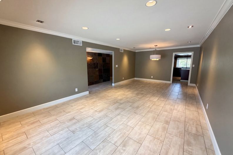 Photo 8 of 33 of 2244 E Nicolet Ave, Phoenix, AZ