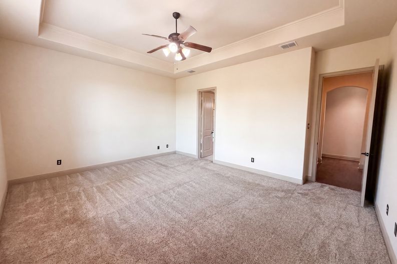 Photo 4 of 32 of 1502 Northwood Dr, Wylie, TX