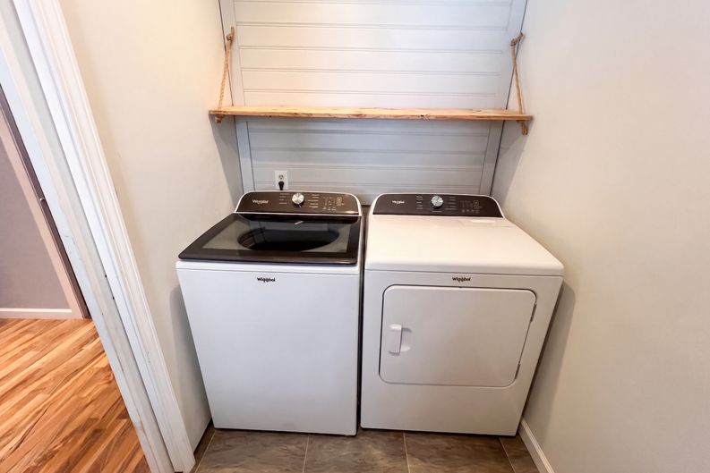 Photo 12 of 26 of 2504 Thomas Langston Rd, Winterville, NC