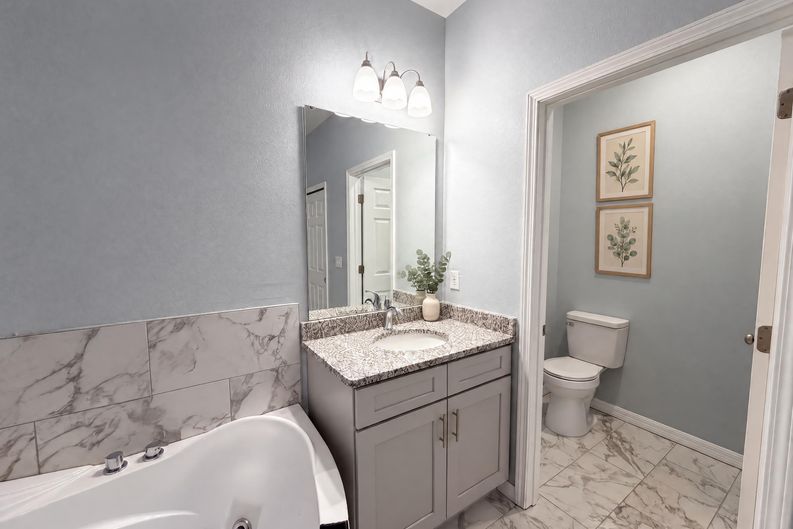 Photo 22 of 27 of 1013 W 11th St, Sanford, FL