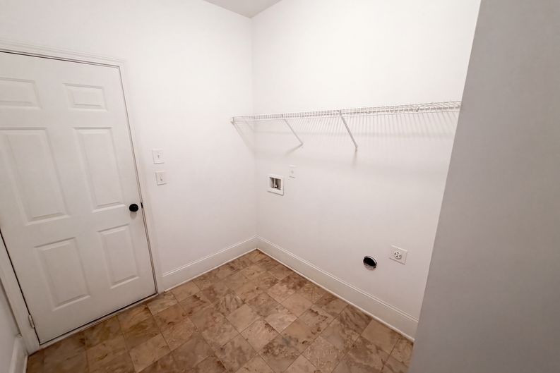 Photo 18 of 24 of 2772 Bluestone Dr SW, Atlanta, GA