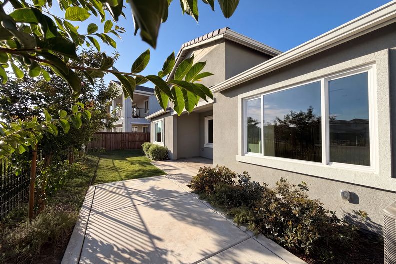 Photo 41 of 50 of 2743 Irish Meadow Way, Lathrop, CA
