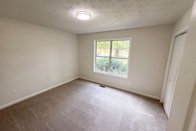 Photo 7 of 17 of 1179 Horsley Mill Rd, Carrollton, GA