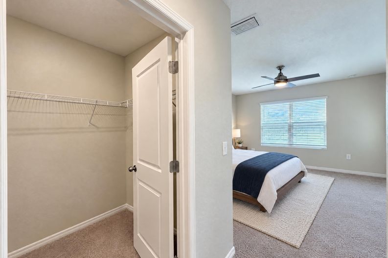 Photo 9 of 26 of 4273 NE 29th Pl, Ocala, FL