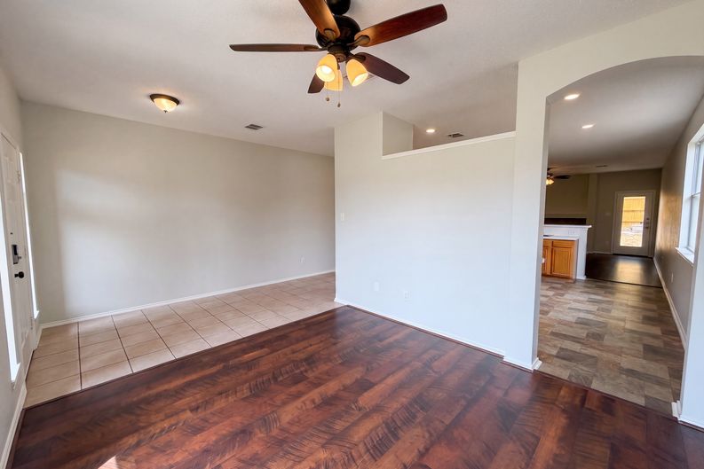 Photo 6 of 27 of 12609 Black Cherry Ln, Euless, TX