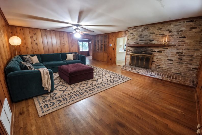 Photo 7 of 19 of 4604 Oak Ridge Rd, Mobile, AL
