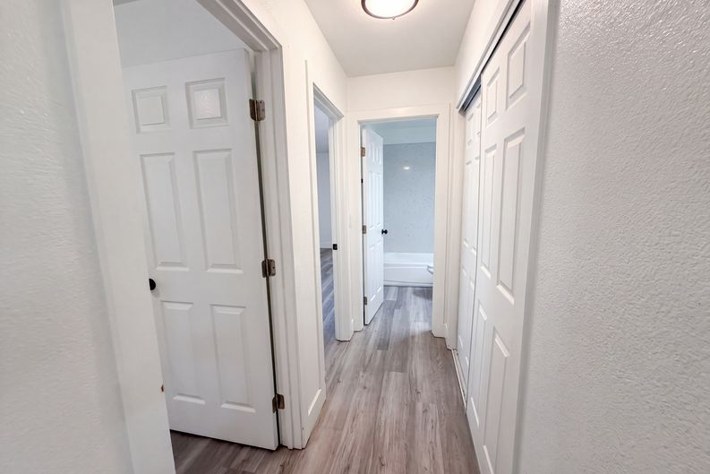 Photo 13 of 26 of 8266 Streng Ave, Citrus Heights, CA
