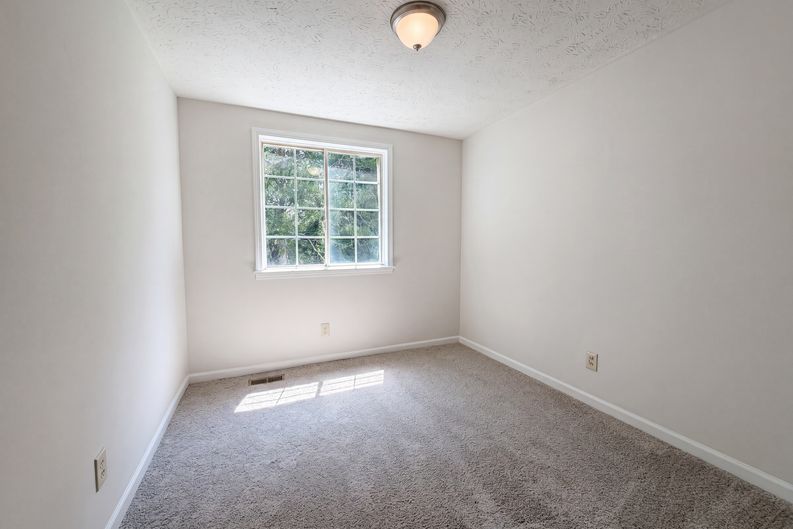 Photo 9 of 19 of 207 Seneca Forest Ct, Nashville, TN