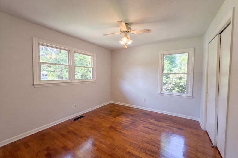 Photo 4 of 16 of 5206 N Sumac Cir, Fayetteville, NC