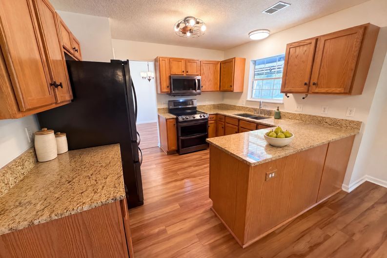 Photo 6 of 61 of 152 Woodcote Dr, Gaston, SC