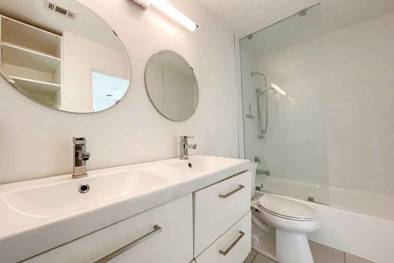 Photo 8 of 24 of 7121 Winding Creek Rd, Dallas, TX