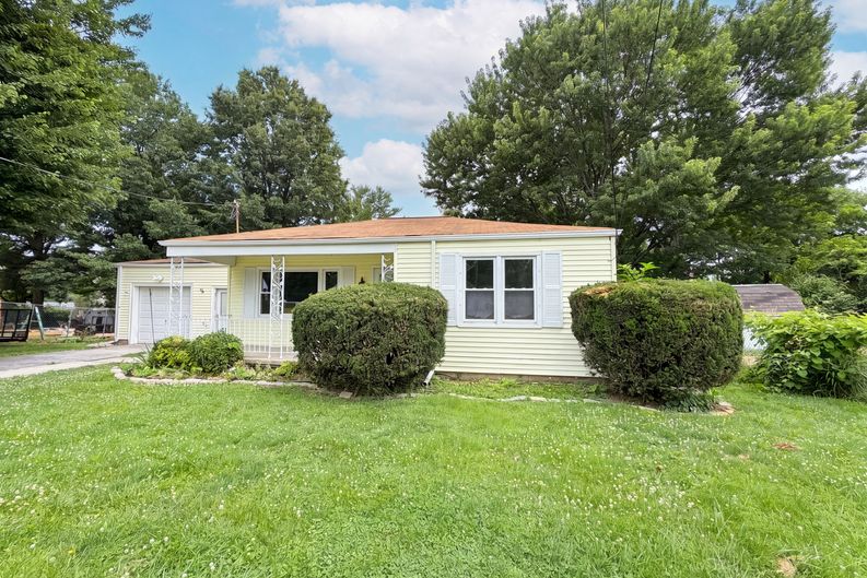Photo 15 of 17 of 820 Lilly Ln, Cincinnati, OH