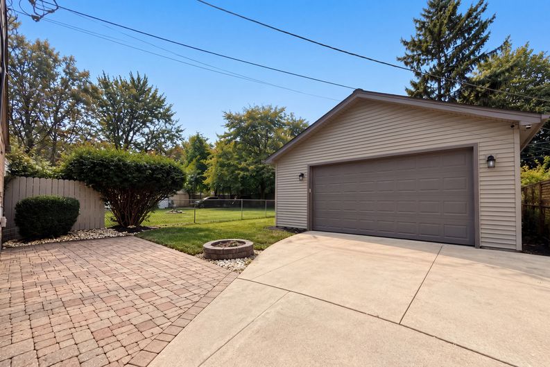 Photo 14 of 17 of 16108 Ziegler St, Taylor, MI