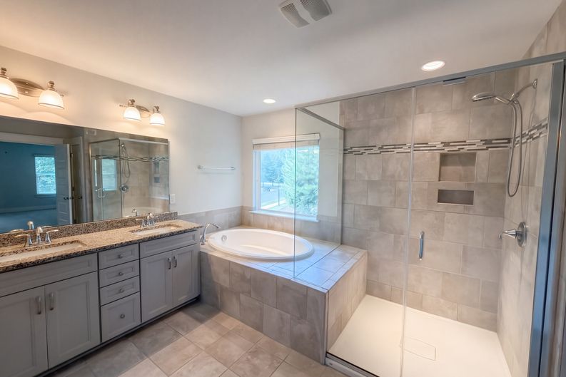Photo 17 of 38 of 7412 Canova Ln, Charlotte, NC