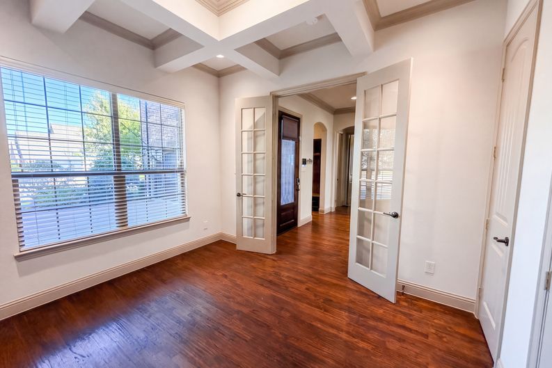Photo 9 of 32 of 1502 Northwood Dr, Wylie, TX