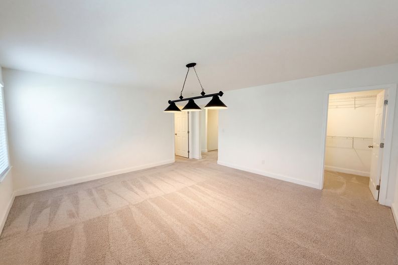 Photo 34 of 44 of 2714 Green Ash Ln, Knoxville, TN