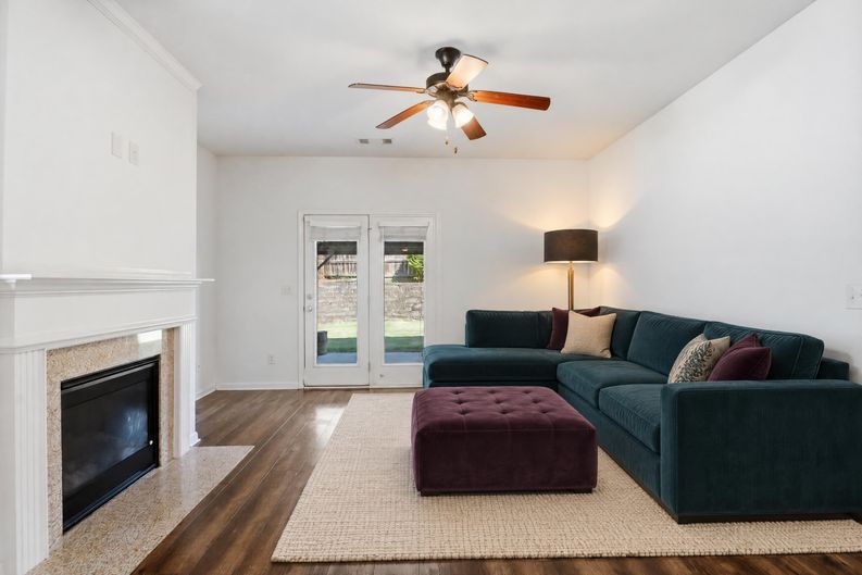 Photo 3 of 36 of 272 Shaw Dr, Acworth, GA