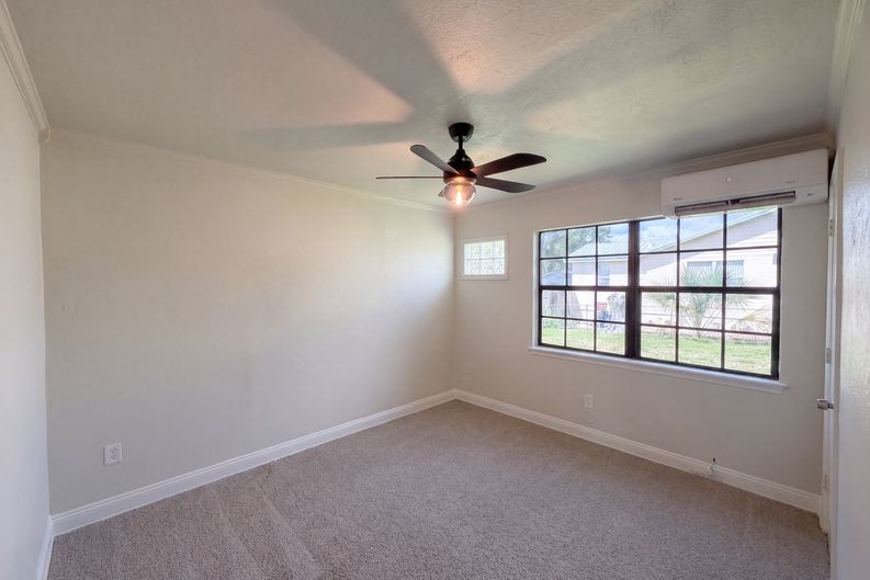 Photo 11 of 19 of 3225 Cleveland Heights Blvd, Lakeland, FL