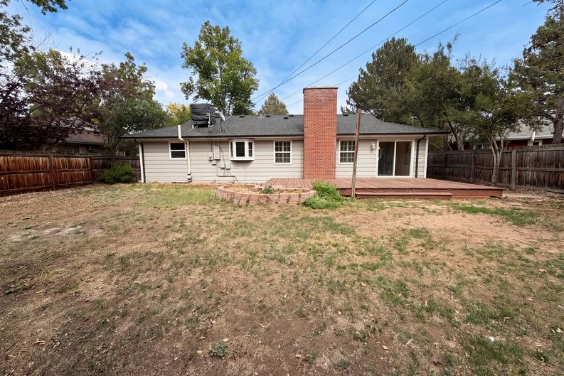 Photo 5 of 33 of 1741 S Krameria Way, Denver, CO