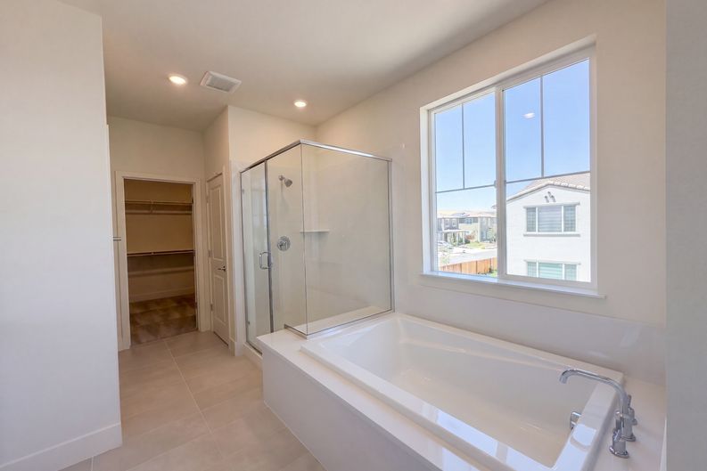 Photo 36 of 49 of 5699 Kusnick Ave, Tracy, CA