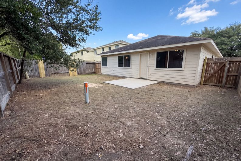 Photo 5 of 26 of 21619 Astipalia Dr, Spring, TX