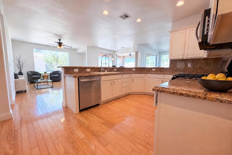 Photo 17 of 23 of 10228 Donde Ave, Las Vegas, NV