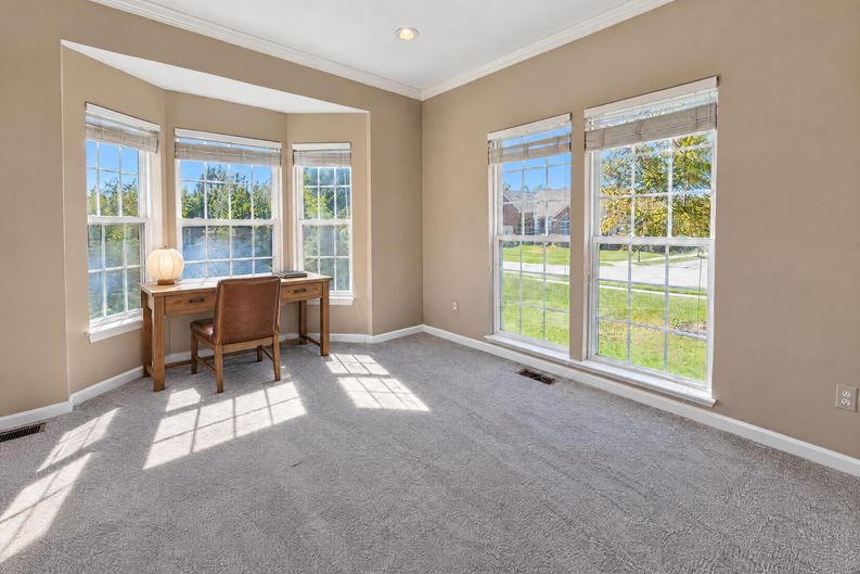 Photo 6 of 23 of 5240 Terrace Ridge Dr, Milford, OH