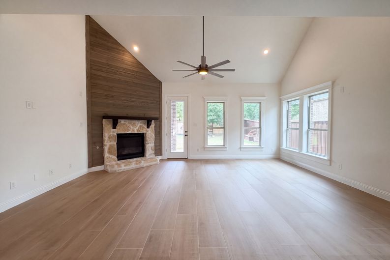 Photo 3 of 15 of 7913 Caddo Cv, McKinney, TX