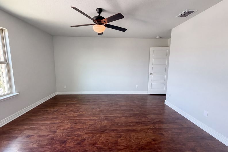 Photo 15 of 24 of 3513 Nuhn Way, New Braunfels, TX