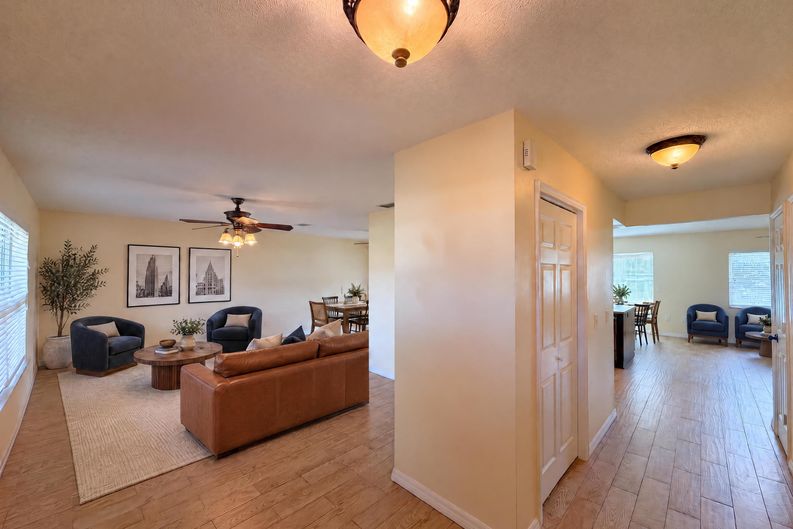 Photo 6 of 44 of 4573 Bayridge Ct, Spring Hill, FL