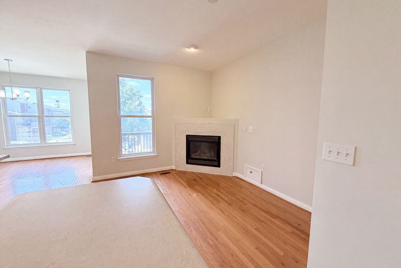 Photo 12 of 27 of 1031 Cutter St, Cincinnati, OH