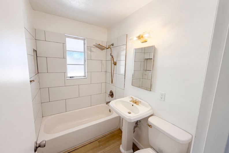 Photo 6 of 20 of 2732 E 21st St, Tucson, AZ
