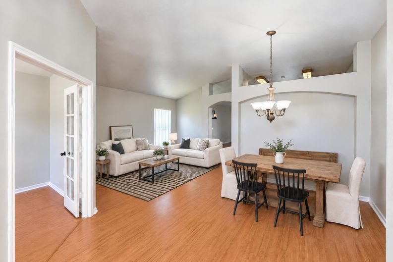 Photo 6 of 21 of 22827 Richardson Ln, Land O Lakes, FL
